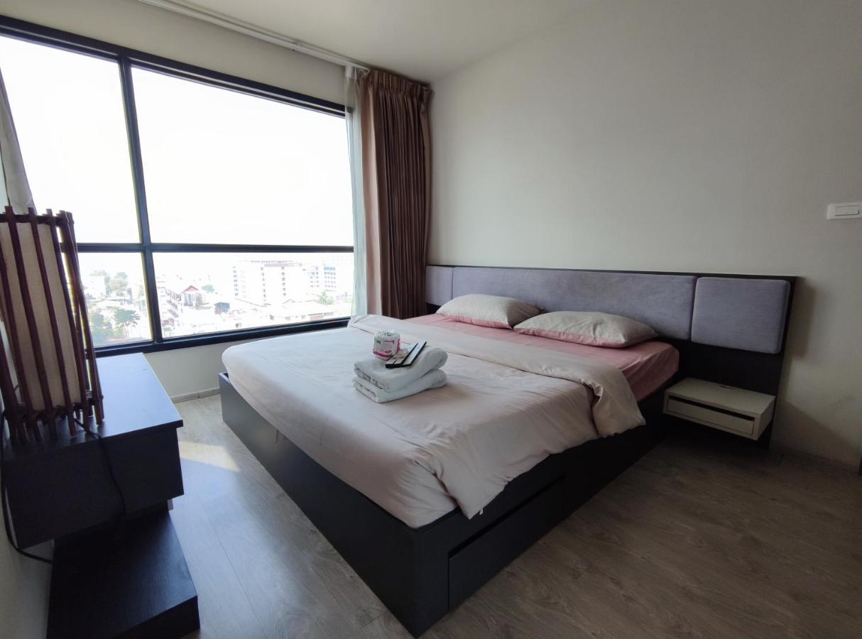 Many Holiday The Base Condo Pattaya ภายนอก รูปภาพ
