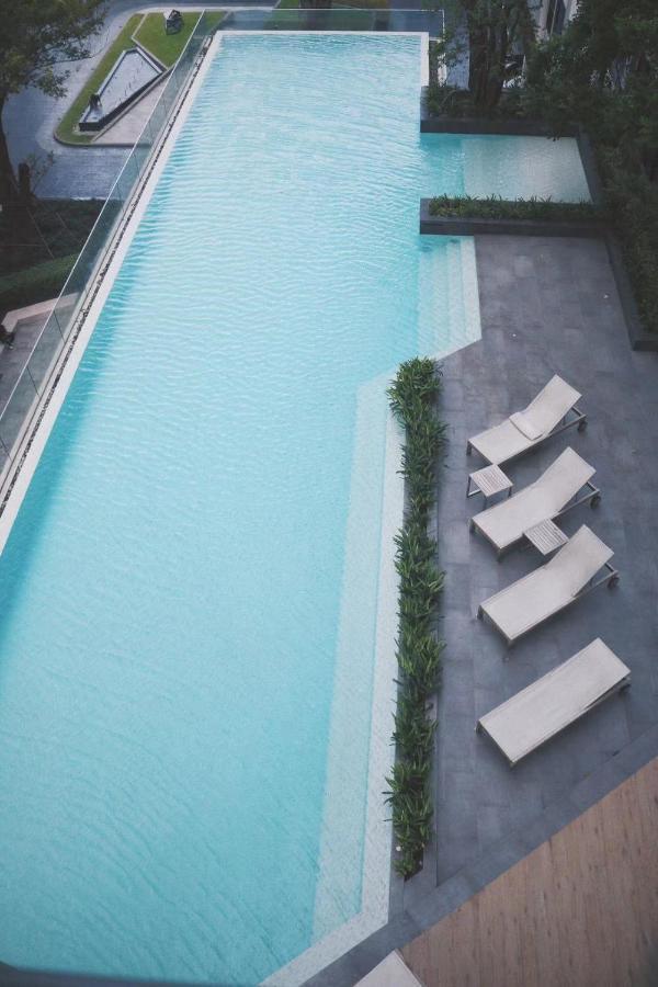 Many Holiday The Base Condo Pattaya ภายนอก รูปภาพ