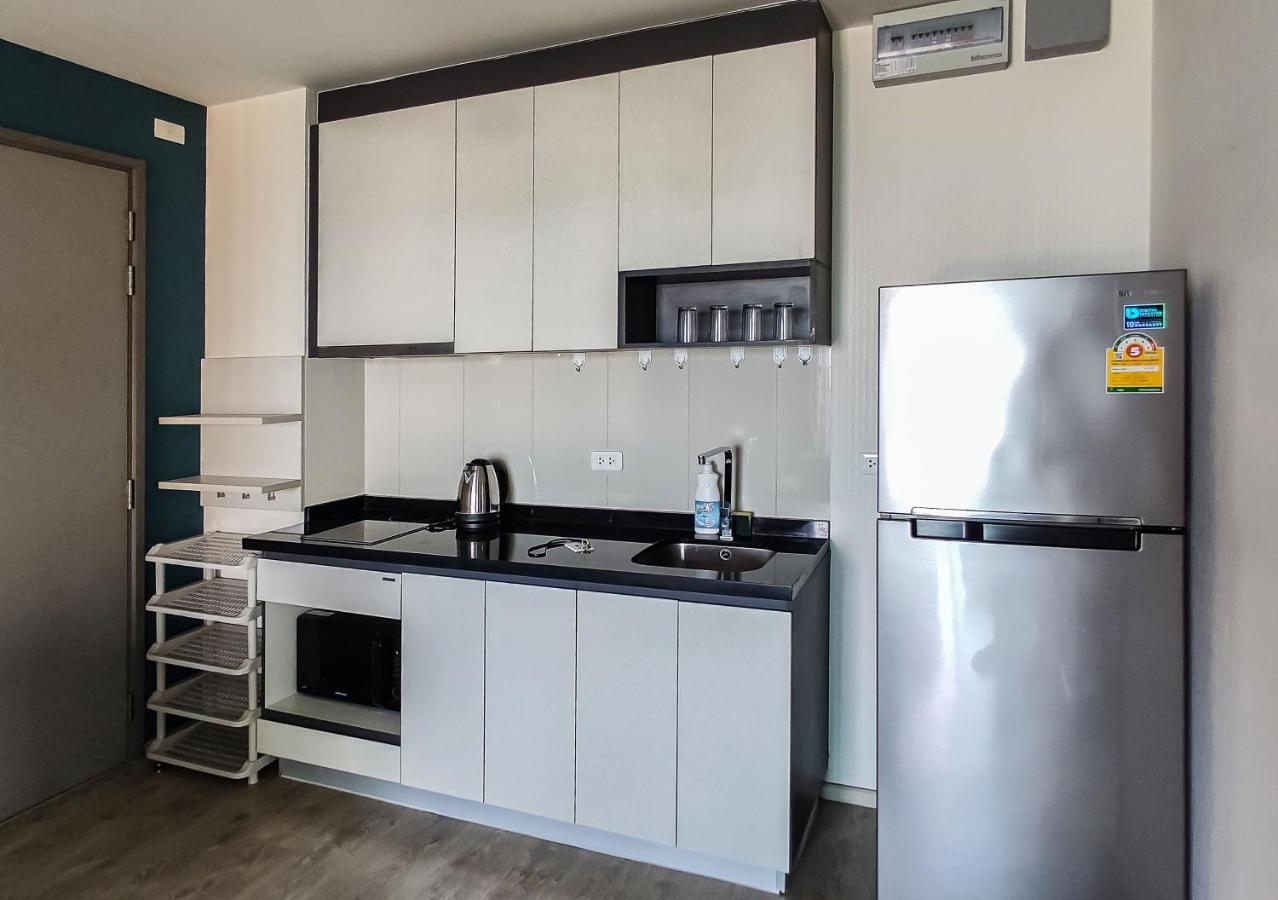 Many Holiday The Base Condo Pattaya ภายนอก รูปภาพ